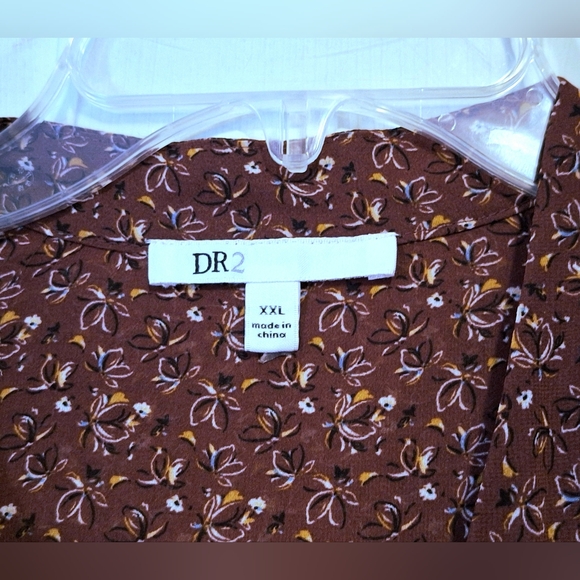 'DR 2' by Daniel Rainn burgundy blouse lined, flowers, tie neck, Sz. XXL - Picture 6 of 7